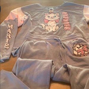 Box Lunch Disney “Marie” Sweatshirt& Joggers - S